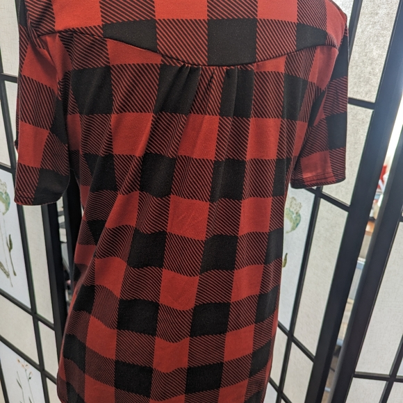 Woman's tunic top - Picture 2 of 3